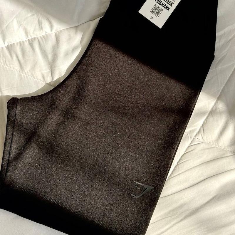 شورتک ورزشی زنانه جیمشارک Gymshark 