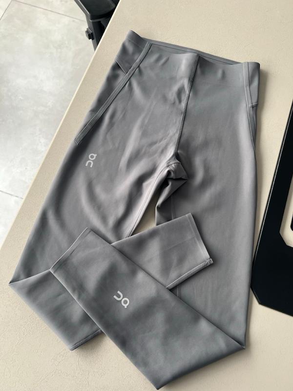 لگ ورزشی زنانه آن On مدل Train Tights 7/8 اورجینال