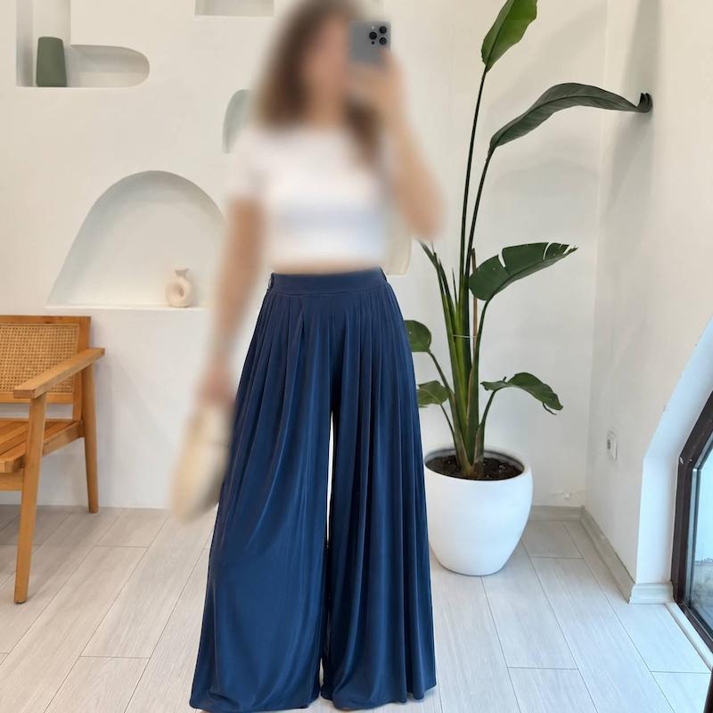 استایل شلوار اویشو Oysho مدل Light Touch wide-leg trousers