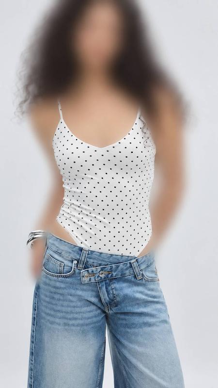 بادی زنانه استرادیواریوس Stradivarius مدل Polka dot V-neck 