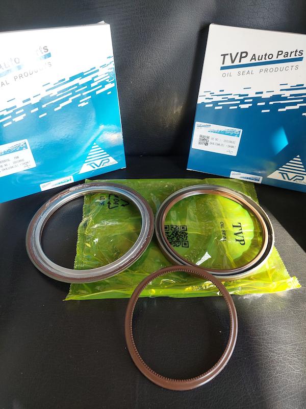 کاسه نمدچرخ عقب TVP/FH12/FM9/20518642 FKM