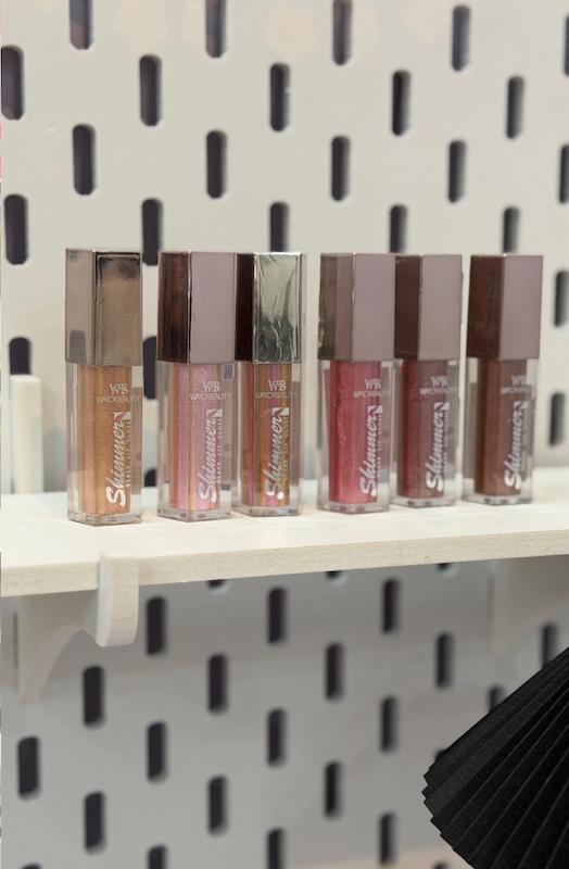 ليپگلس طرح فنتى شاين✨🎀wardabeauty lipgloss