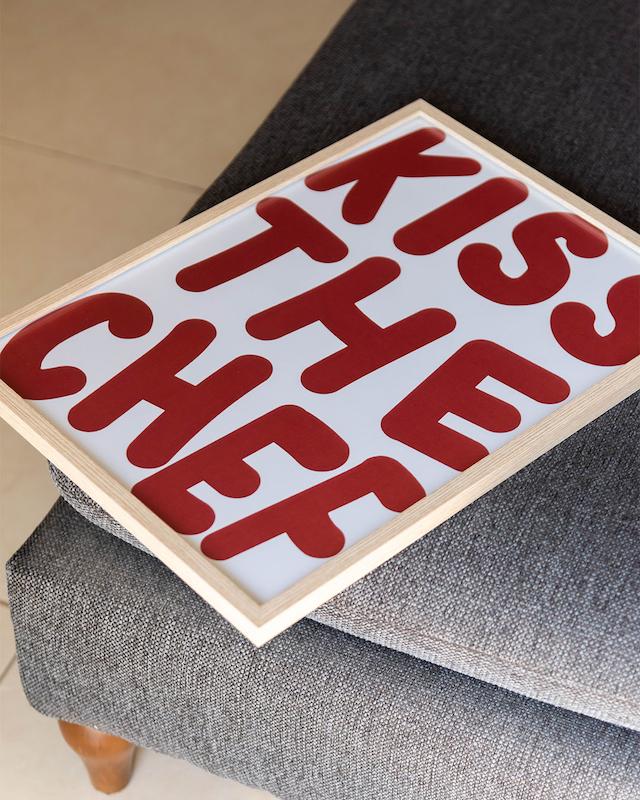 kiss the chef