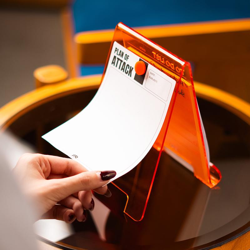 مگنت بورد - Magnet board