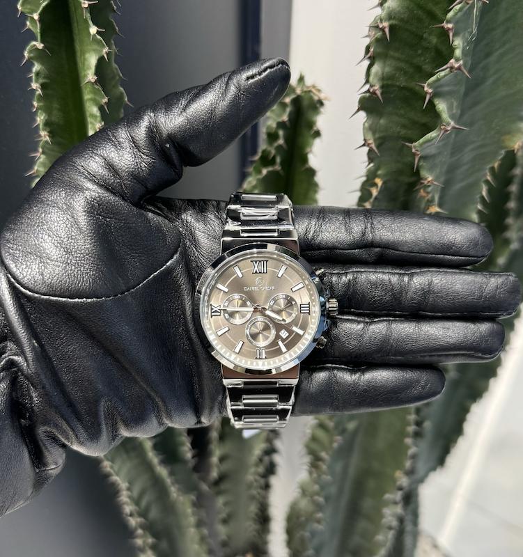 ساعت مردانه دنیل سزار