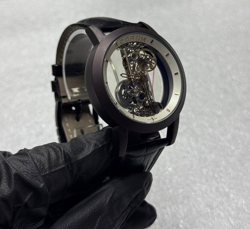 ساعت corum اتوماتیک ( 8000 )