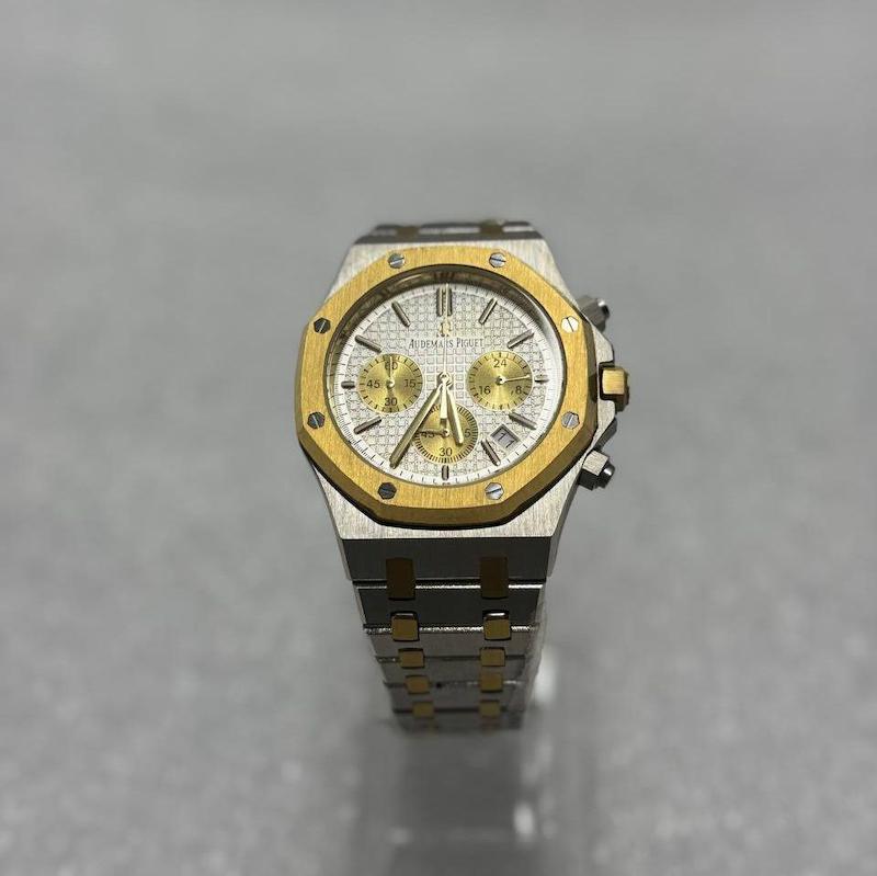 AP سه موتور فعال ، کرنوگراف 2230