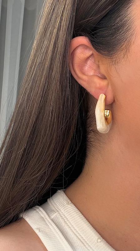 گوشواره شیشه ای