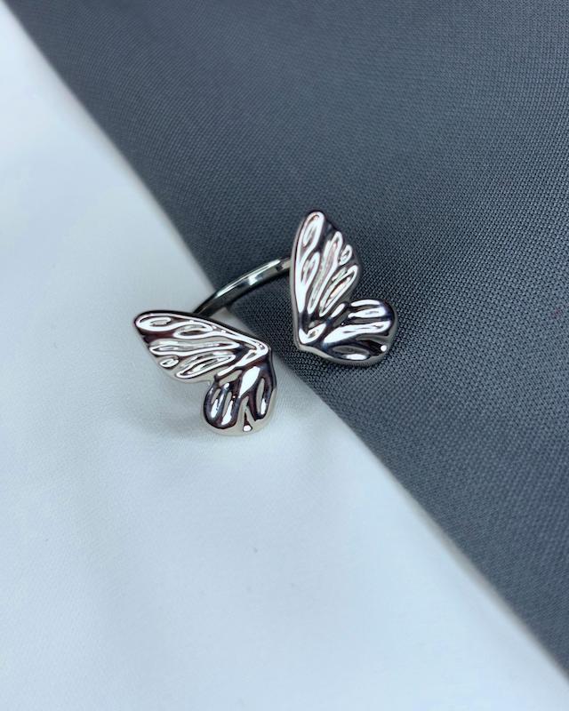 انگشتر پروانه ای