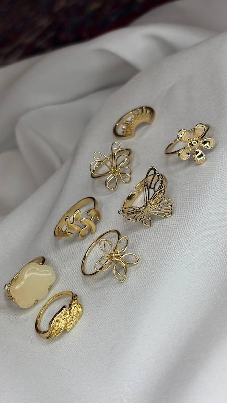 پک گل و پروانه