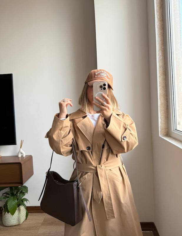 ترنچ کت بلند شتری