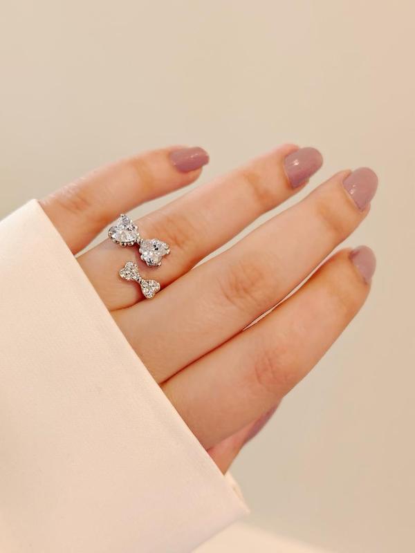 انگشتر جواهری دو پاپیون 