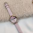 ساعت صورتی بند چرمی