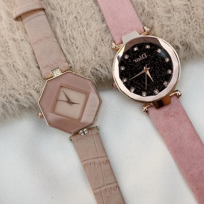 ساعت صورتی بند چرمی