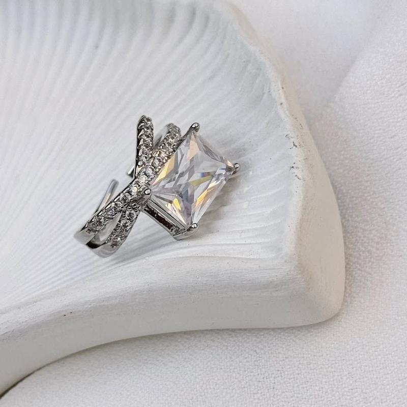 انگشتر جواهری مستطیل