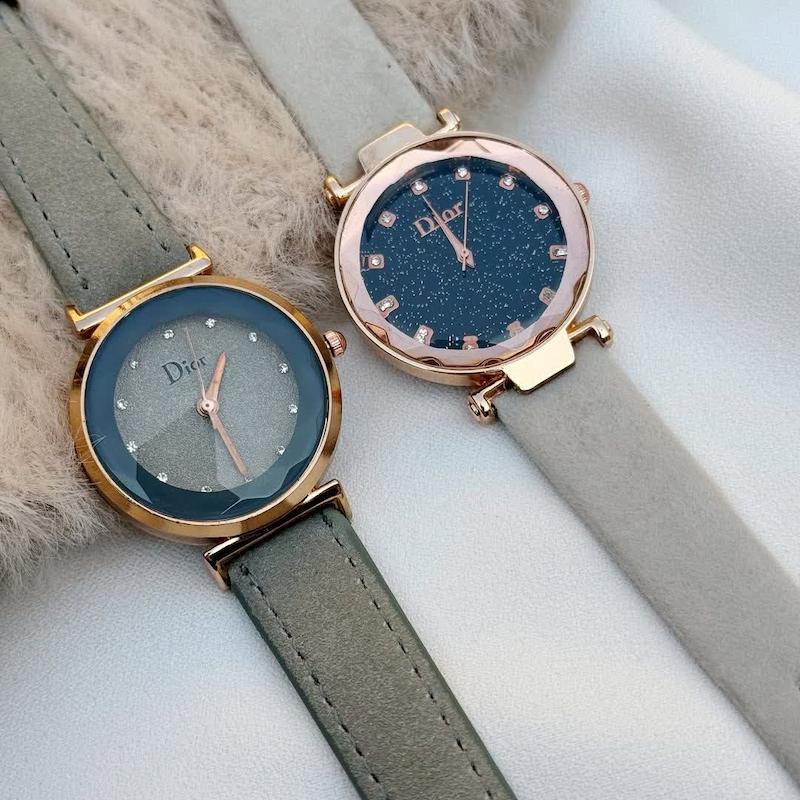 ساعت بند چرمی طرح دیور