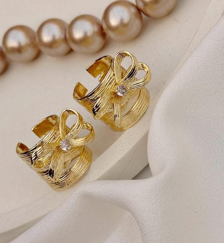 انگشتر پاپیون طلایی