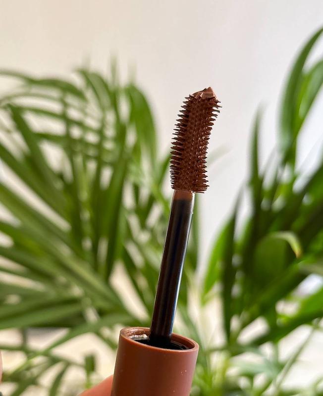 ریمل حجم دهنده و بلندکننده قهوه ای برند karite