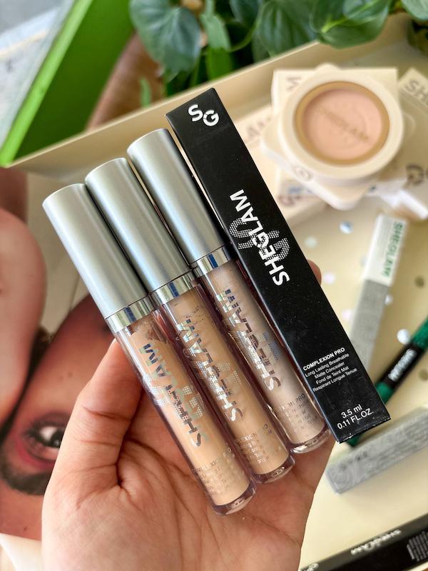 کانسیلر با سه کد رنگی برند sheglam جعبه مشکی