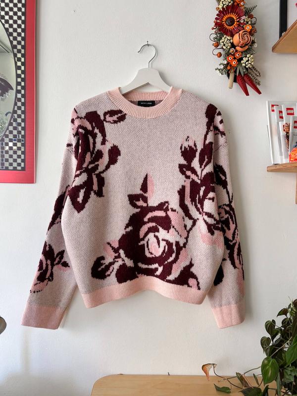 بافت نرم و لطیف طرح گل رز برند new look