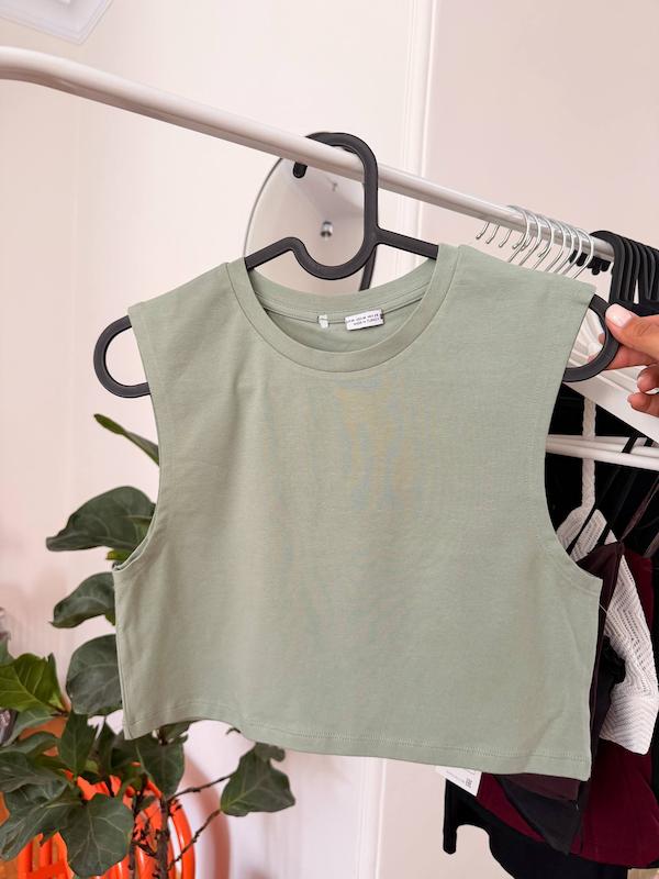 کراپ شرت نخی سبز کمرنگ برند zara
