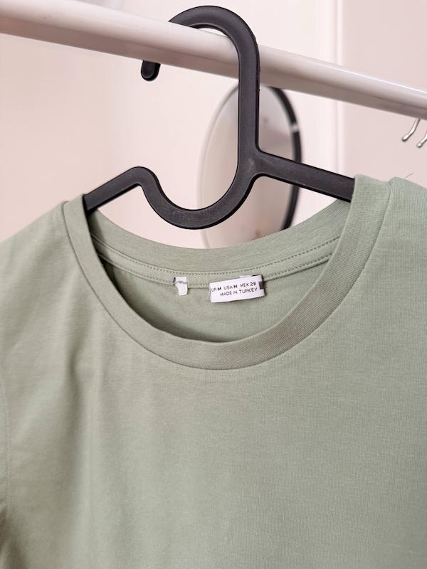 کراپ شرت نخی سبز کمرنگ برند zara