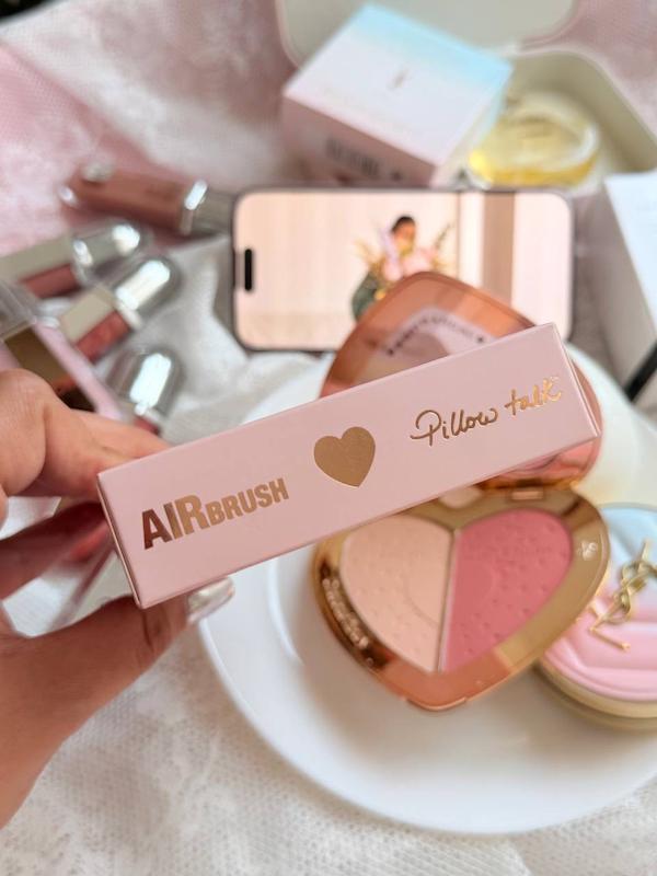 رژگونه اصلی قلبی شارلوت کد pillow talk/ flawless pink برند charlotte tilbury 