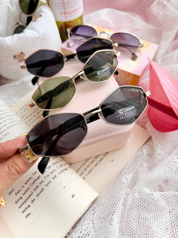 عینک uv400 unisex با سه رنگ مختلف کد پرادا ۶-۷-۹