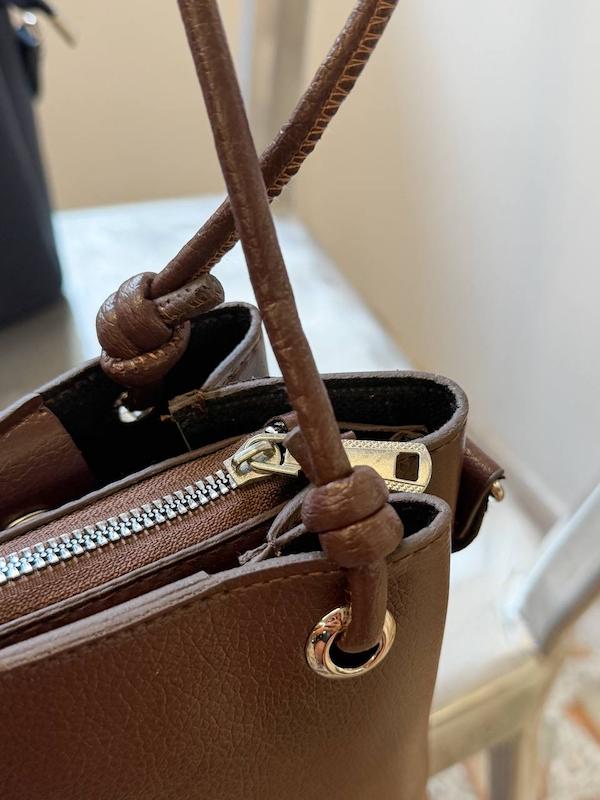 کیف چرمی رنگ سه فضا قهوه ای noir کد ۶