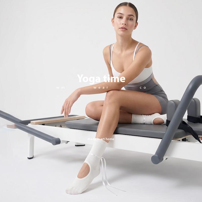جورابِ تَک جُفتْ Pilates time
