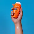 ضد آفتاب بی رنگ اون مدل AVENE 50+ FLUIDE SPORT