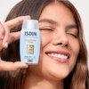 فلوئید ضد آفتاب بدون رنگ ایزدین SPF50 مدل Fusion Water Magic