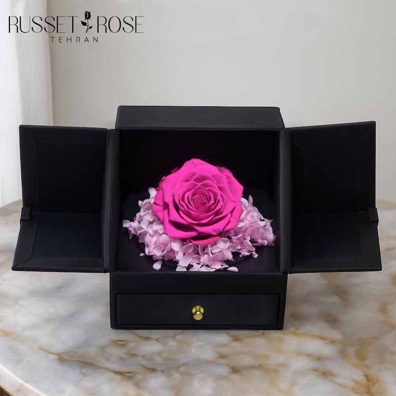 باکس موزیکال سوپرایزی با رز جاودان صورتی 