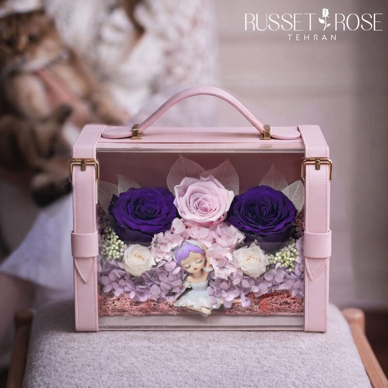 باکس رز جاودان ایماژ با رز های جاودان صورتی و بنفش و هورتانسیا جاودان