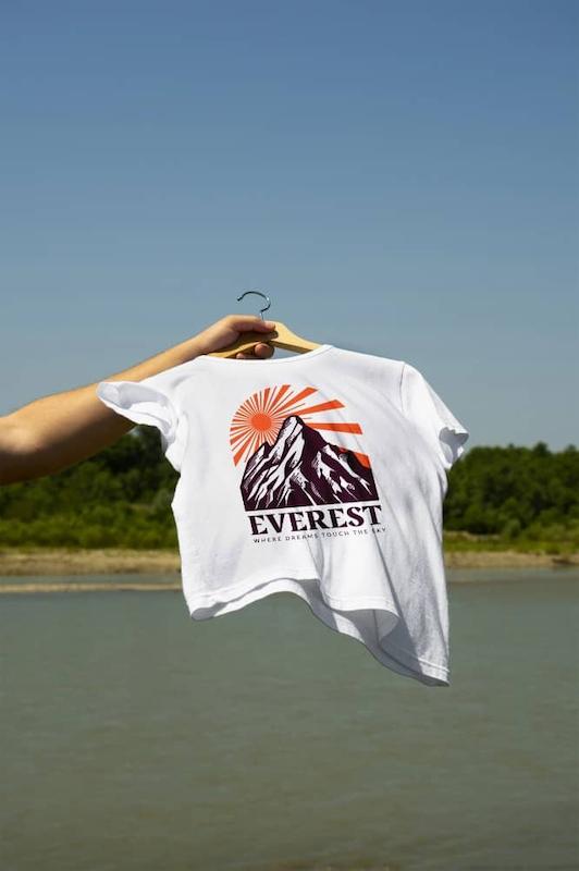تی‌شرت نخ‌پنبه کوهنوردی طرح Everest