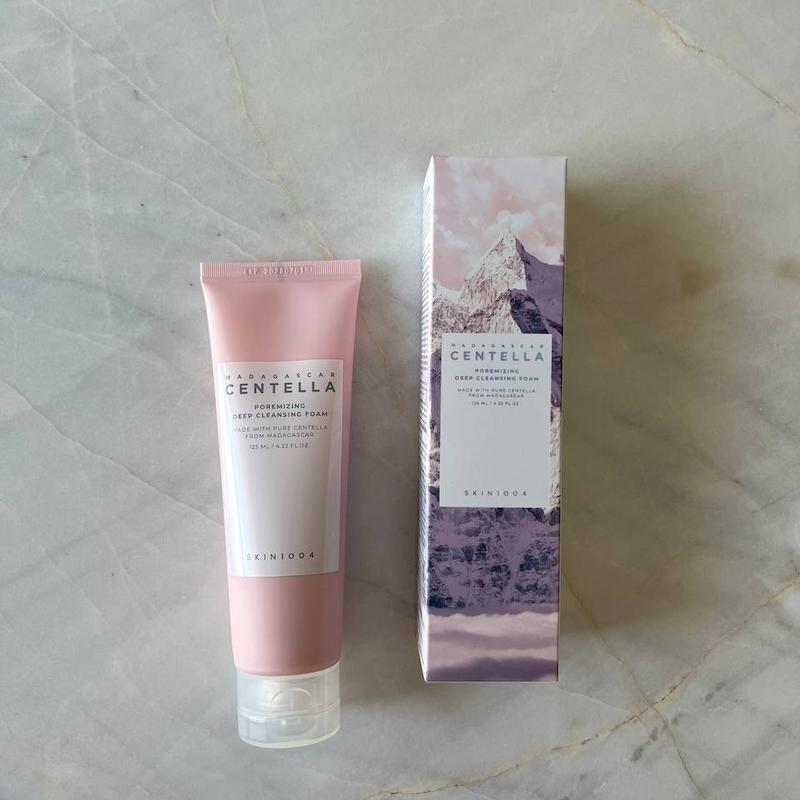 فوم پاک‌کننده عمیق منافذ سنتلا ماداگاسکار اسکین1004