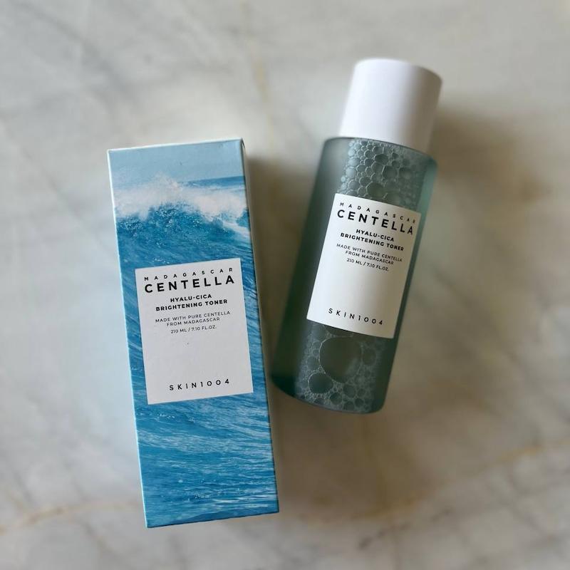 میست آبرسان و مرطوب کننده هیالو سیکا اسکین 1004