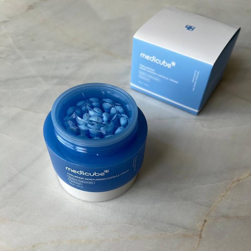 كرم كپسولی هيالورونيک مديكيوب