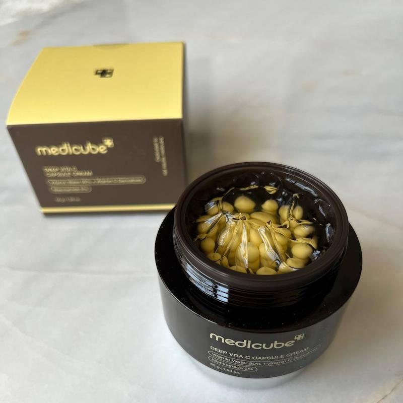 کرم کپسولی ویتامین سی مدی کیوب