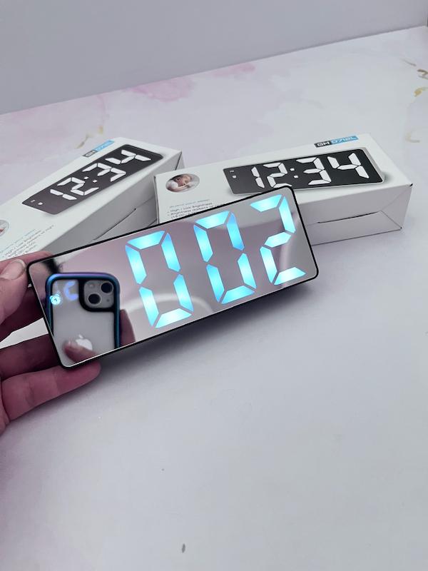 ساعت دیجیتال آینه ای