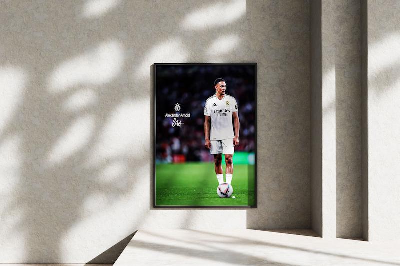 قاب عکس دیواری مدل تیم رئال مادرید ارنولد