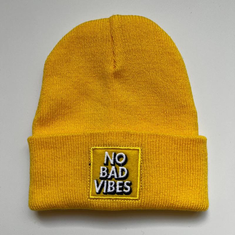کلاه no bad vibes