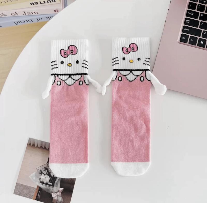 جوراب مگنتی هلوکیتی 🎀 هر دو لنگه = یک جفت
