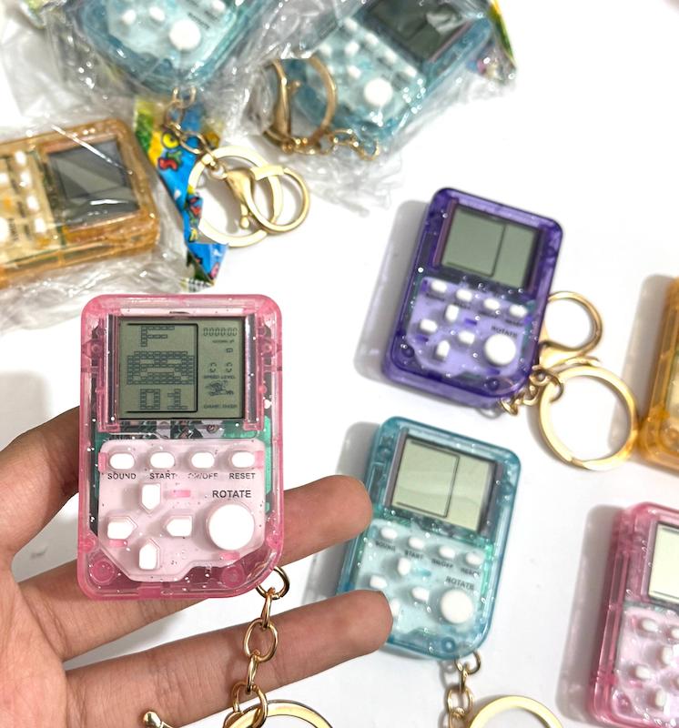تاماکوچی شفاف 