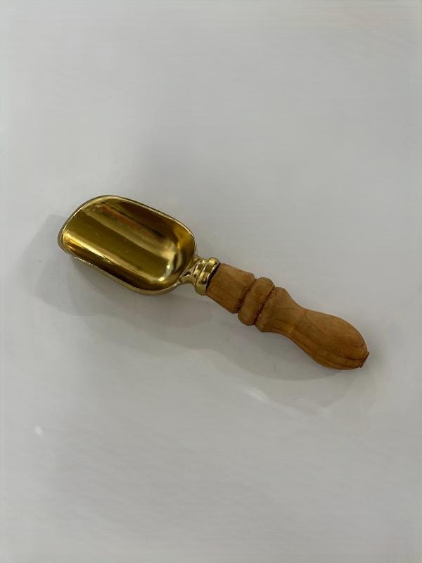 قاشق ادویه دسته چوبی