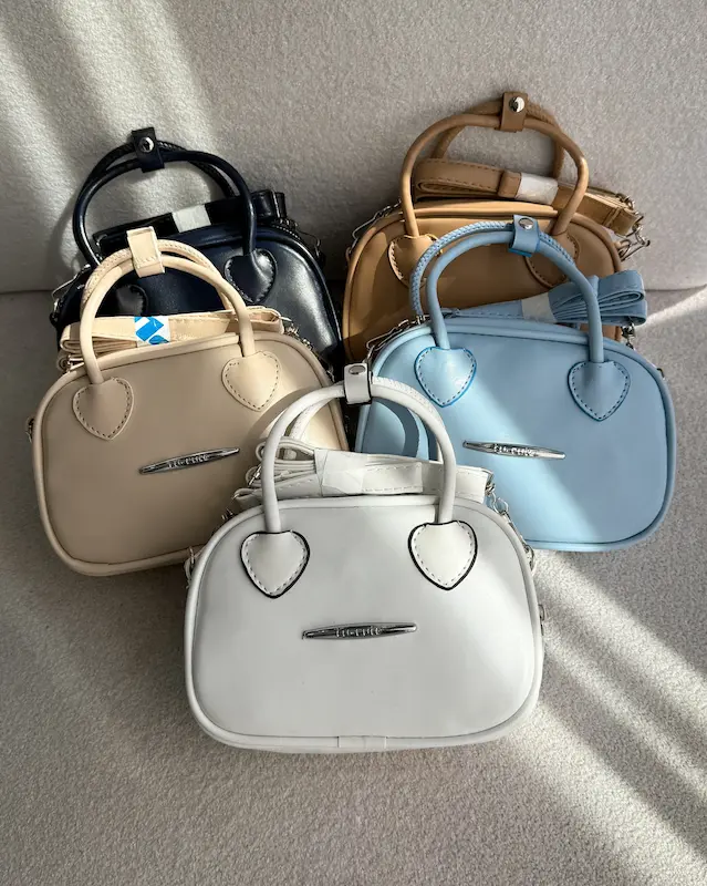 کیف دستی ، کیف دستی کیوت ، کیف دستی خاص ، کیف ترندی ، کیف دستی ترندی ، کیف ساده ، کیف دستی ساده ، کیف رنگی ، کیف ساده رنگی ، کیف روزمره ، کیف مجلسی ساده ، کیف کاربردی فانتزی ، کیف دوشی ، کیف دوشی کوچک