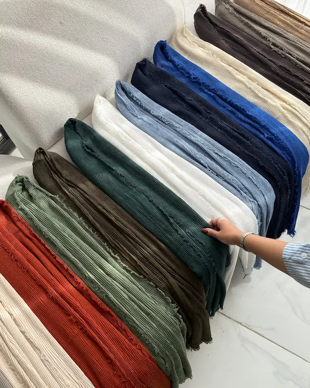 شال پلیسه برشکا دورریش وارداتی 4702