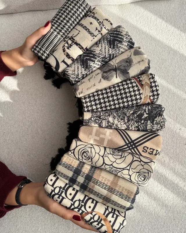 شال مخمل ، شال ارزان ، شال مشکی ، شال مشکی طرحدار ،  شال مخمل سبک ، شال نخی ، شال پاییزه ، شال پاییزی ، شال و روسری ، یگانه اسکارف ، 