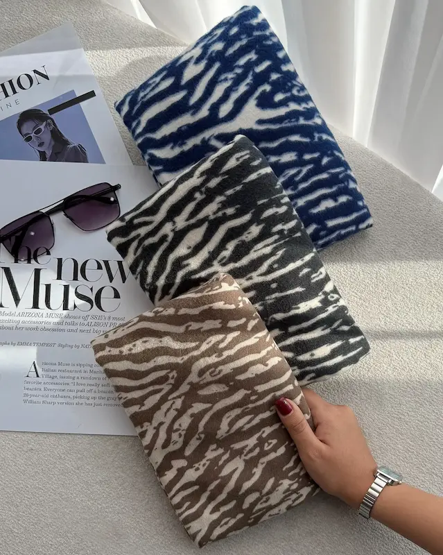 شال موهر ، شال زنانه ، شال گرم ، شال و روسری خاص ،  سایت شال ، شال ارزان ، شال و روسری جدید ، شال پلیسه ، شال ارزان