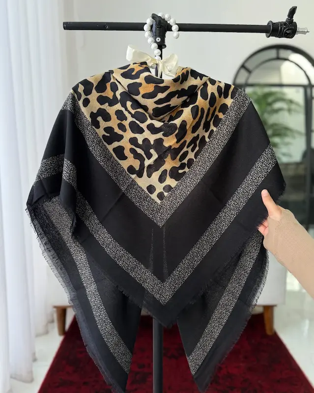 روسری نخ مودال پلنگی وارداتی 4787